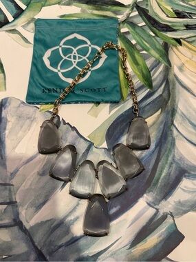 Kendra Scott Harlow necklace